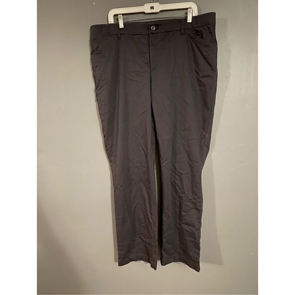 Lee Regular Fit Straight Leg Midrise Dress Pants Size 18